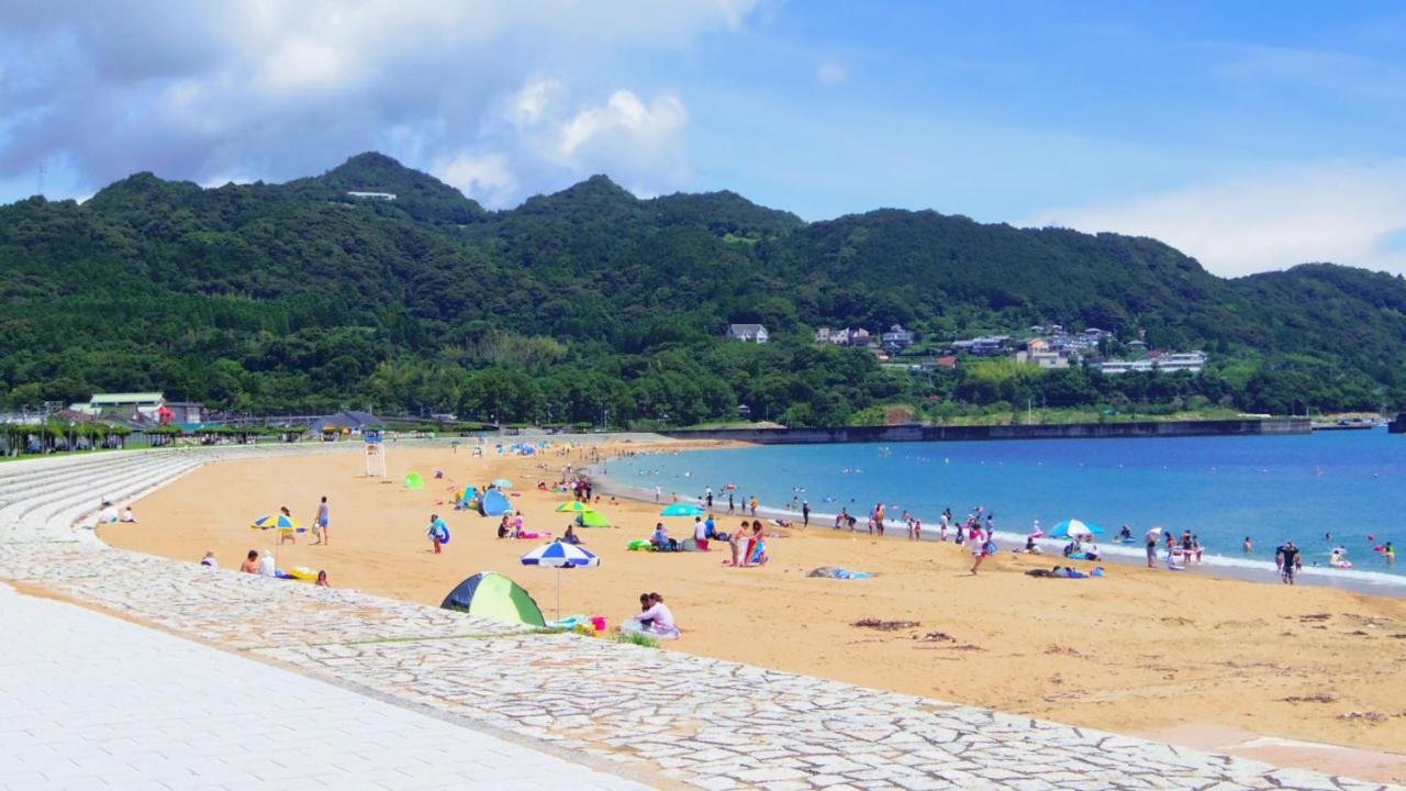 nachi beach