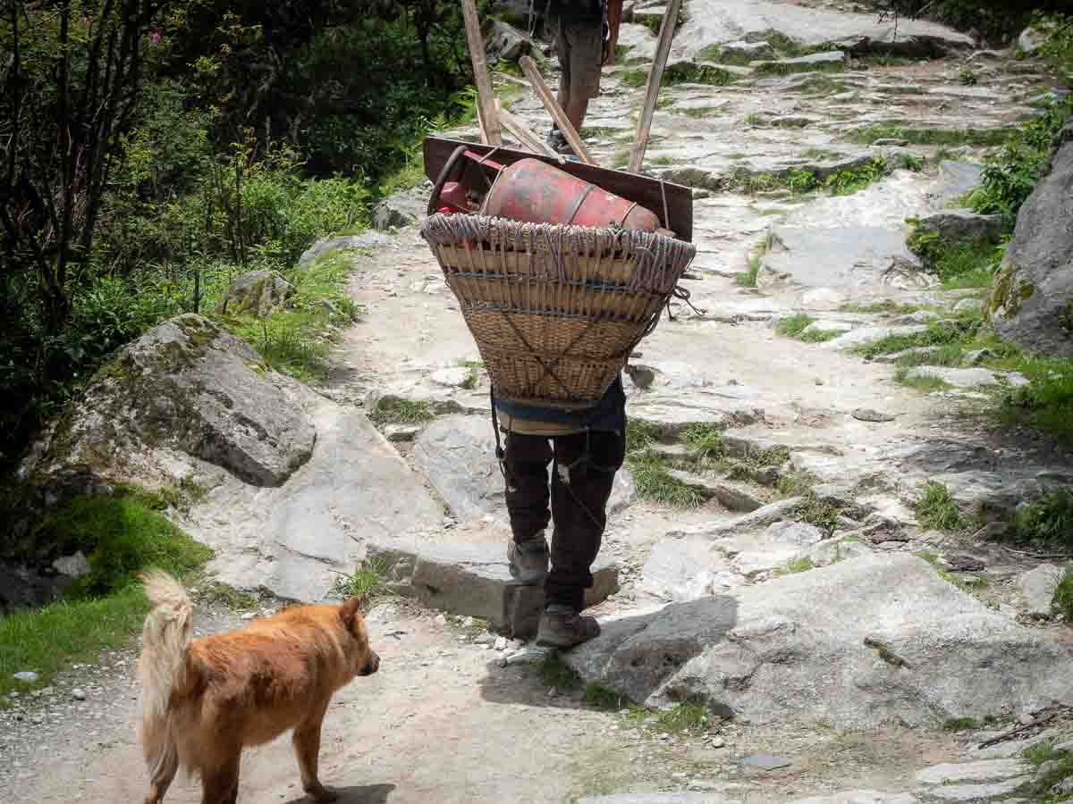 Tristan Balme How much to tip on everest base camp