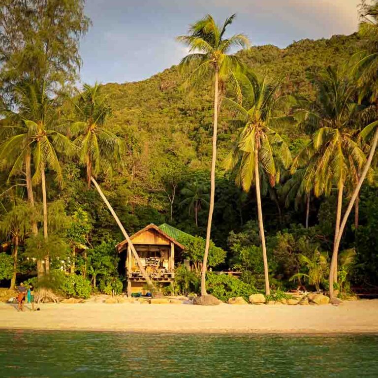 The Best Beaches in Koh Phangan, Thailand (I Visited Them All!)
